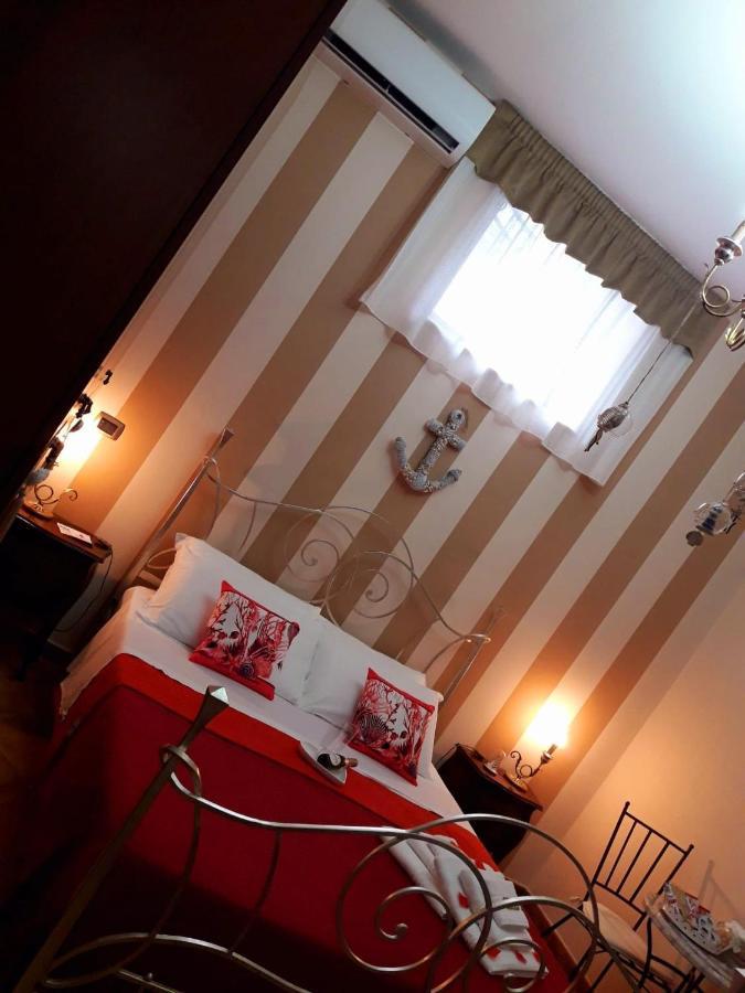 Pompei House Bed & Breakfast สกาฟาติ ภายนอก รูปภาพ