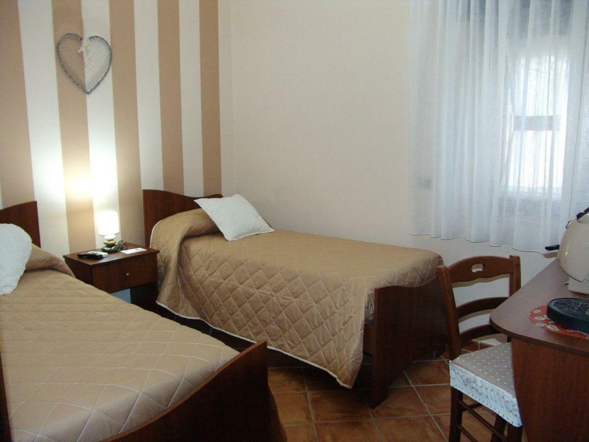 Pompei House Bed & Breakfast สกาฟาติ ภายนอก รูปภาพ
