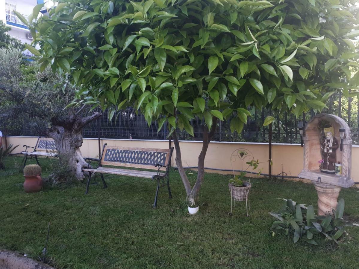 Pompei House Bed & Breakfast สกาฟาติ ภายนอก รูปภาพ