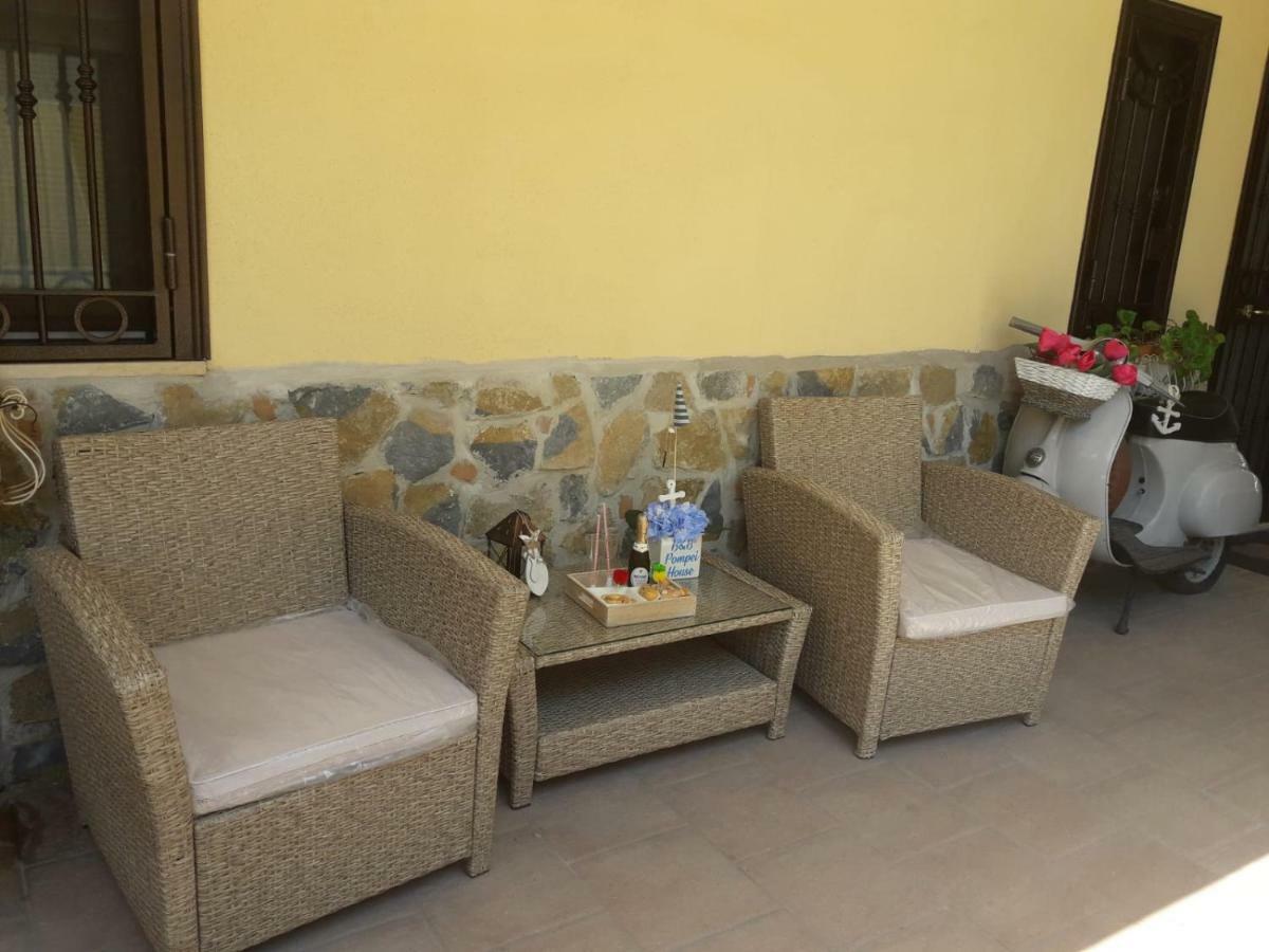Pompei House Bed & Breakfast สกาฟาติ ภายนอก รูปภาพ